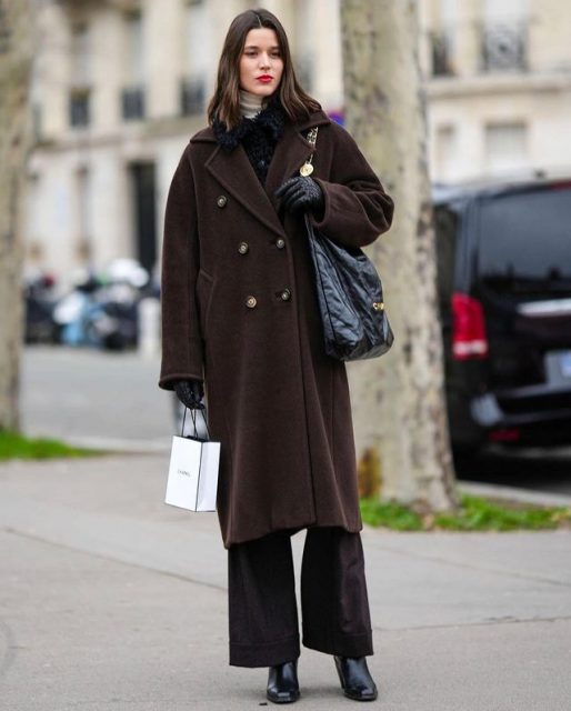 Style File:Chanel創意總監Virginie Viard欽點繆思Vivienne Rohner,私下中性懷舊穿搭展現帥氣個性!
