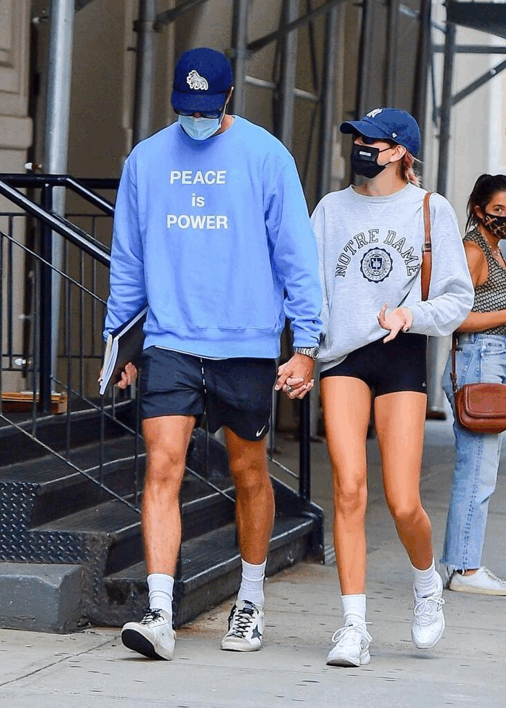 Style File：星二代超模 Kaia Gerber 與《貓王》演員男友 Austin Butler 的低調約會穿搭！