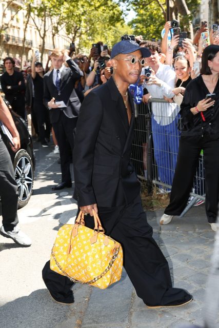 堪稱百萬富翁手袋!讓 Pharrell 袋不離身的 Louis Vuitton Speedy 手袋,價值高達 100 萬美元⋯⋯?