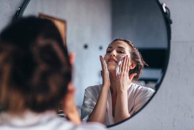 #Beautypicks|夏日美容推介:台灣LashLab登陸香港、最有趣的泡沫乳液及回復彈力肌