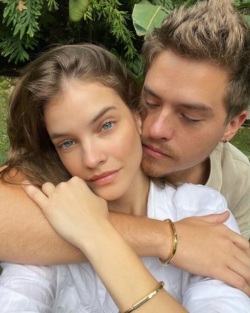 DM定情、以漢堡曬恩愛!Barbara Palvin與男友Dylan Sprouse相戀5年終於訂婚了
