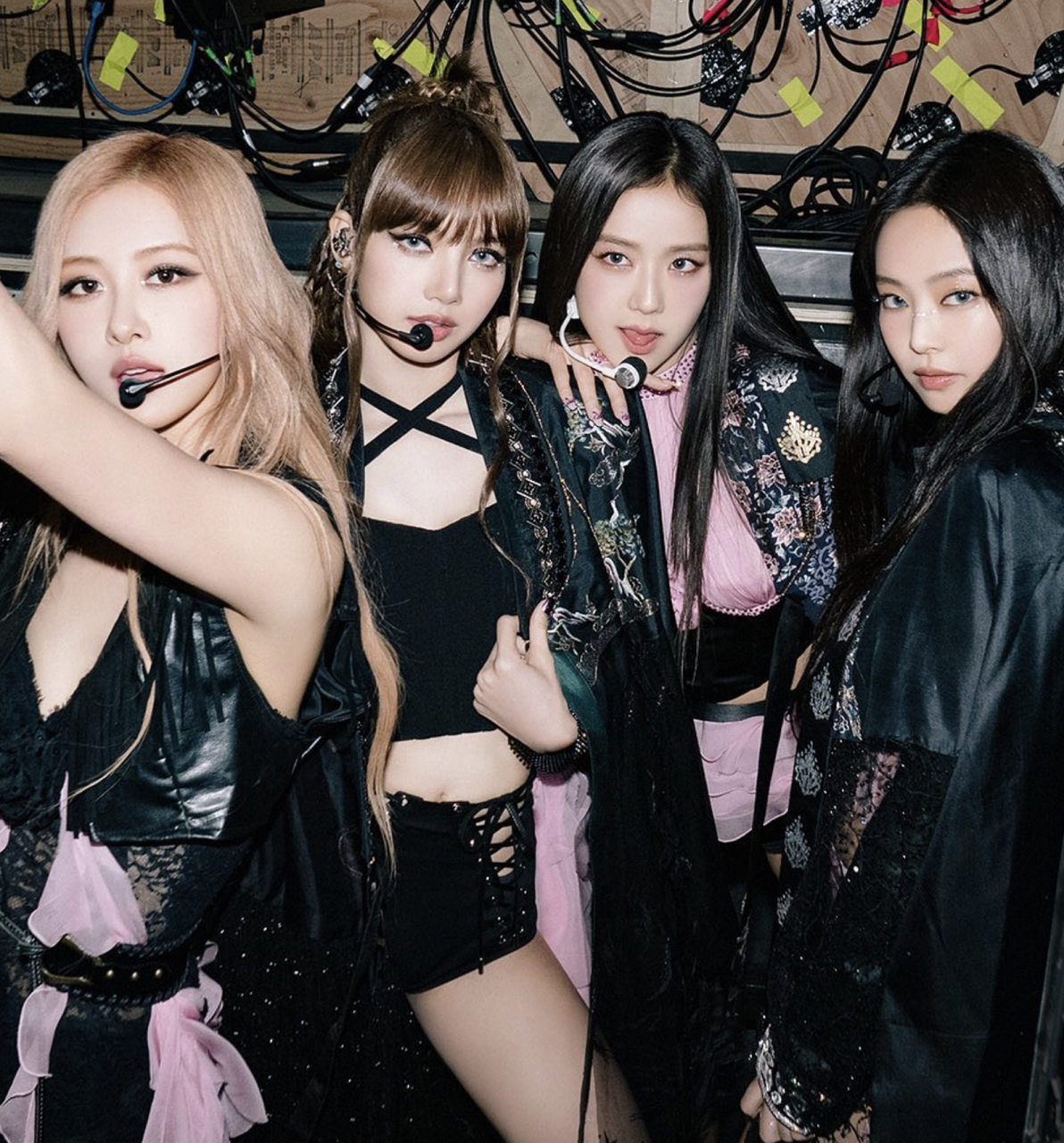 真不愧為世界級女團！Blackpink最新Starbucks聯乘系列 投入粉紅色世界