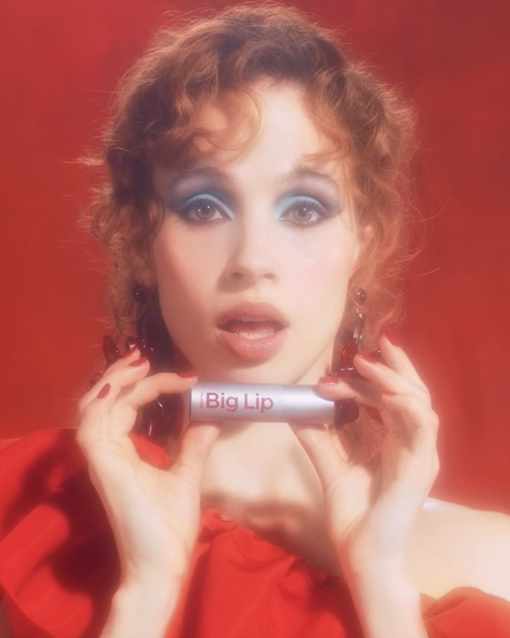 最火辣的雙唇 Harry Styles美容品牌pleasing推出「辣椒」潤唇膏