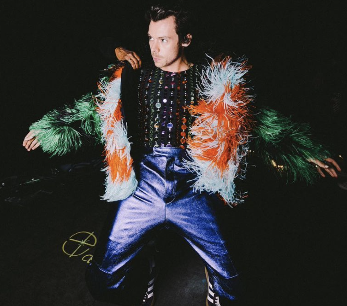 Harry Styles的氣味是如何？個人品牌pleasing 10月將推出三款新香水