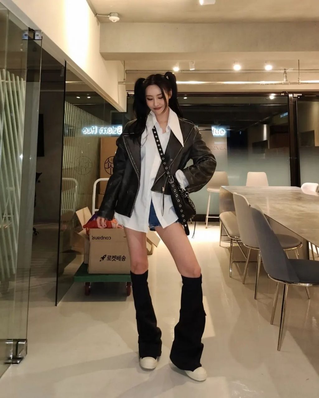 Style File：宣美攜新歌即將回歸！揭秘「南韓腿精」的4款必備鞋履