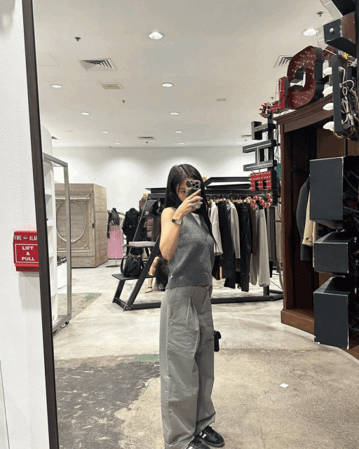 金高銀、Jennie、Rosé⋯⋯韓國女星示範「韓系」穿搭！解構簡約不費力日常時尚法則