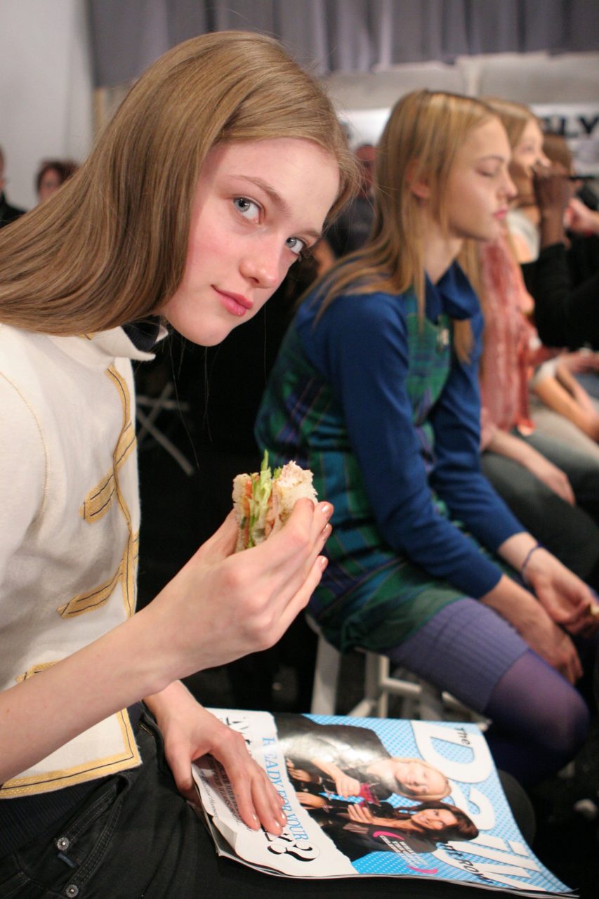 你吃晚餐的時間正確嗎？專家告訴你吃晚飯的正確時間！