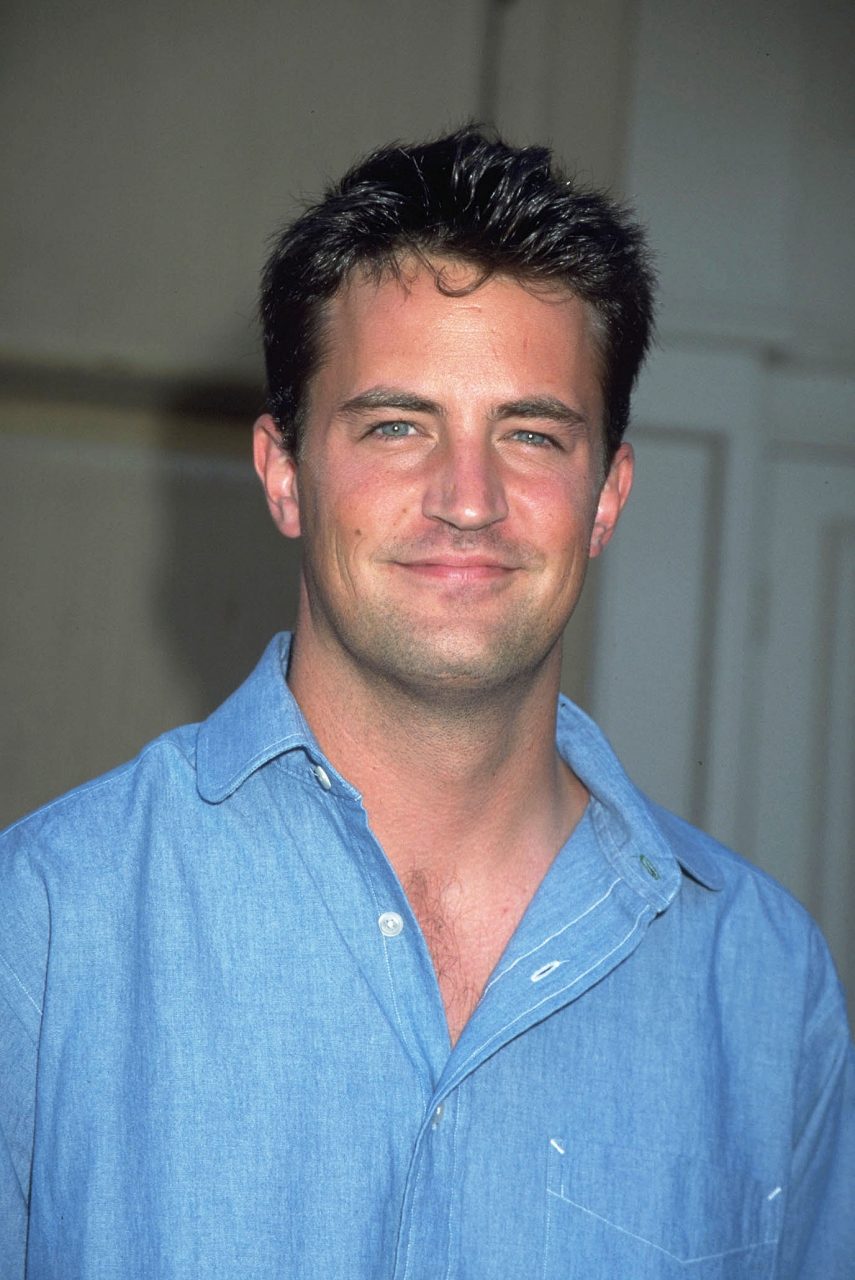 Matthew Perry 離世，享年 54！盤點他在《老友記》中飾演 Chandler 的經典時刻