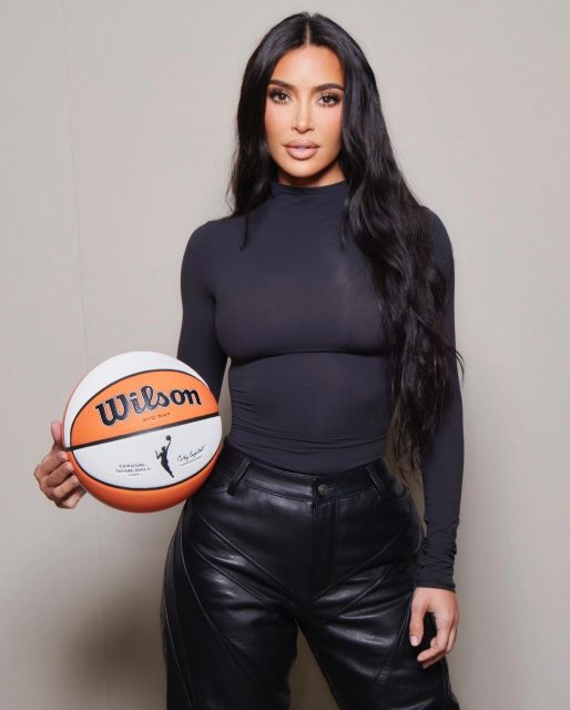 Kim Kardashian繼續拓展商業版圖!個人品牌SKIMS成為NBA官方指定合作內衣品牌