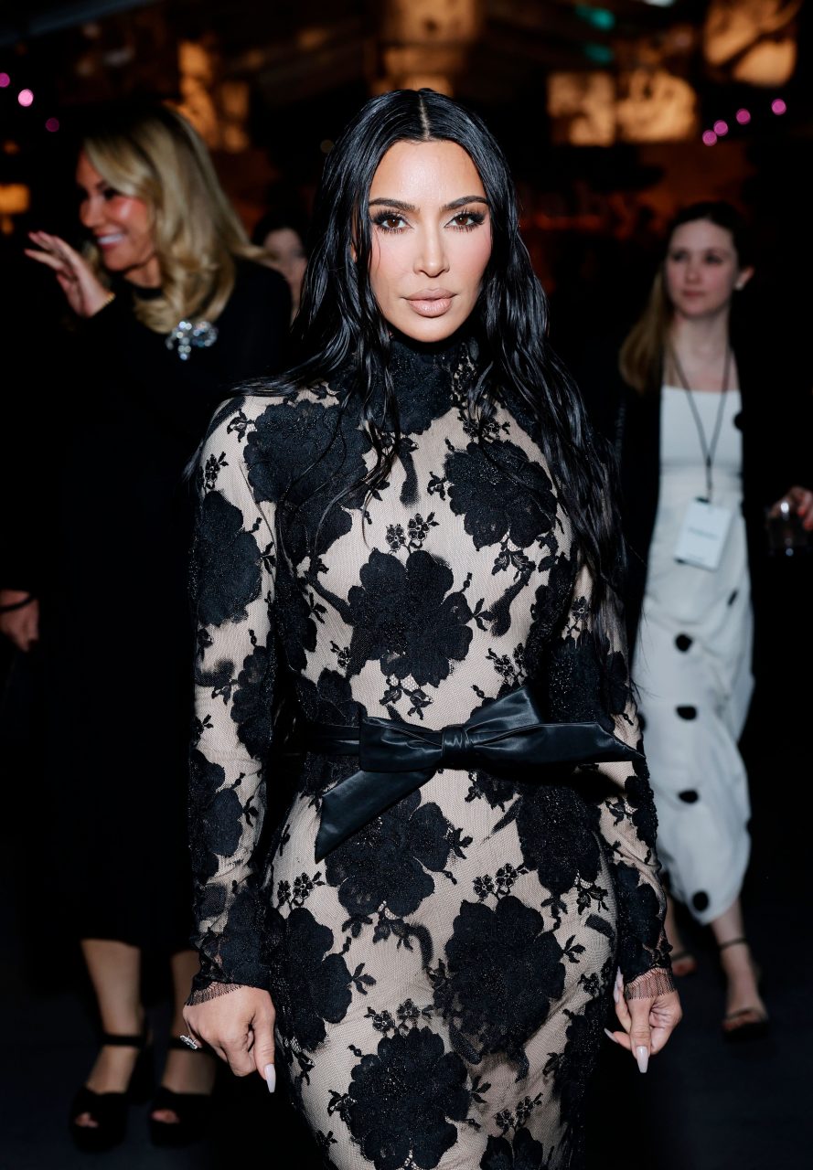 還有什麼是Kim Kardashian做不到的？Kim Kardashian將擔任喜劇電影《The 5th Wheel》的製片人及主演