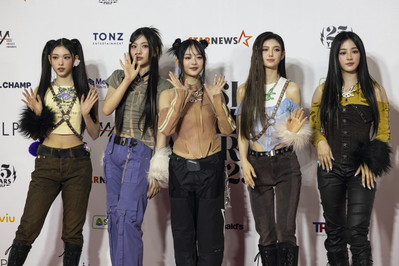 2023 Asia Artist Awards 獲獎名單｜NewJeans獨攬6獎，IVE張員瑛榮獲亞洲名人獎！
