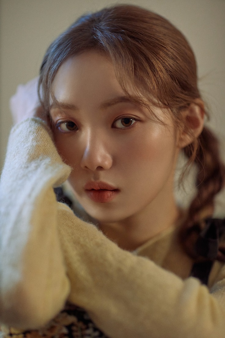 正式進軍樂壇！李聖經數字單曲《Eat Sleep Live Repeat》再度合作AKMU李燦赫