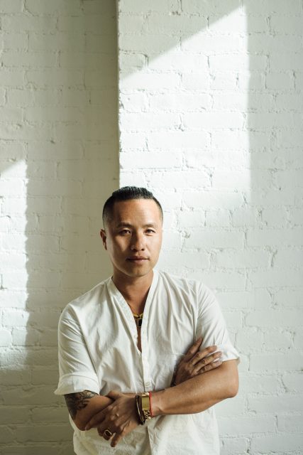 專訪時尚設計師 Phillip Lim：「時尚行業是一場馬拉松，而不是短跑賽。」