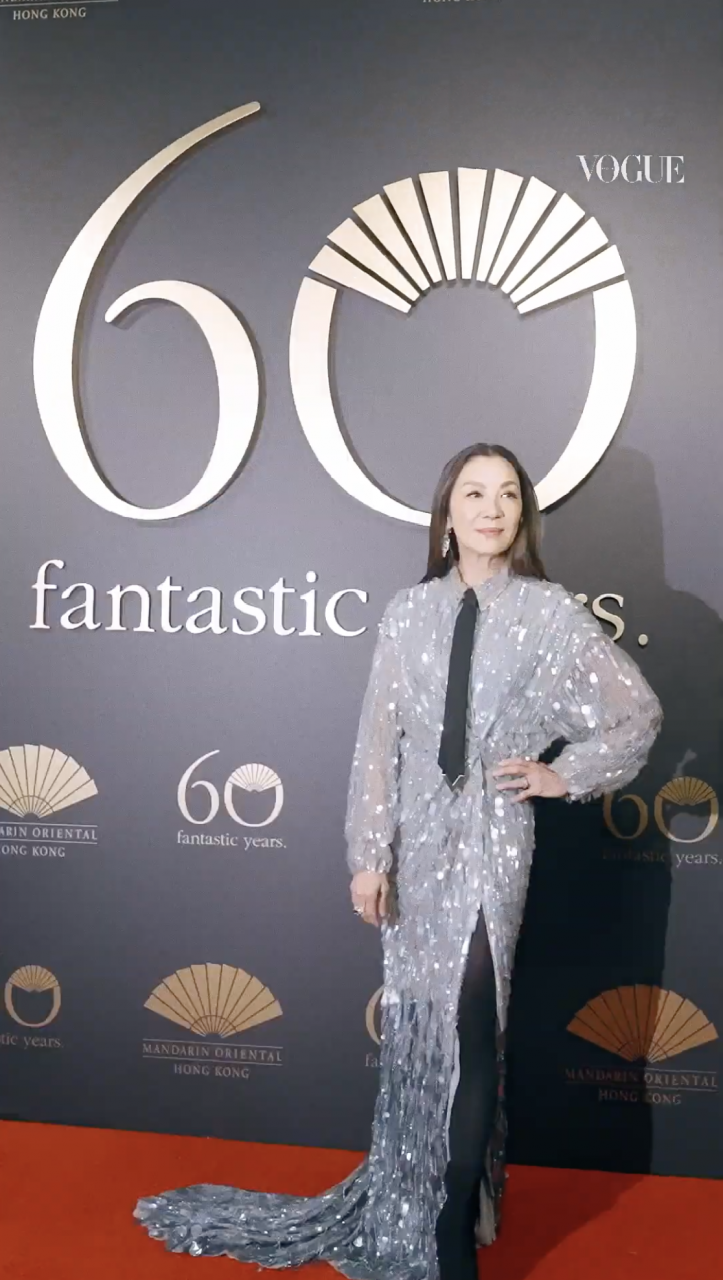 #VogueLive 與 #VogueHongKong 一起回顧 @MO_HKG #MandarinOriental 60週年鑽禧慶祝活動紅地毯盛況！