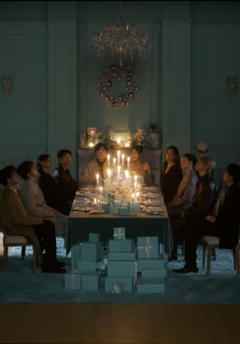 #ChristmasInVogue x Tiffany & Co，幸福的形狀就是Tiffany Blue® Box！
