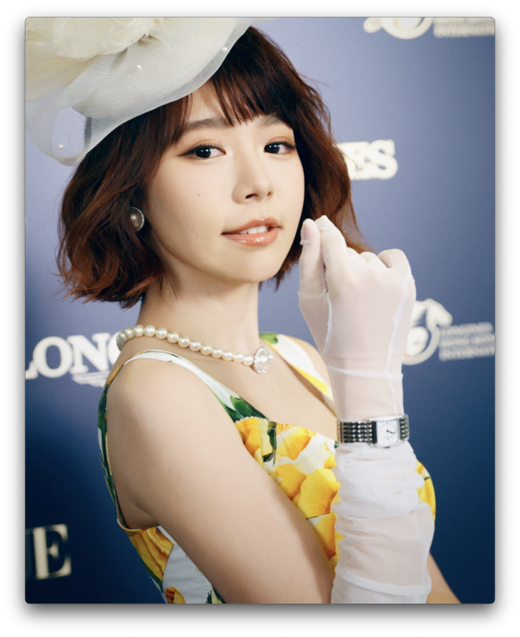 Vogue Hong Kong x Longines，打造「Prize for Elegance」的時尚盛會，為「浪琴香港國際賽事」增設精彩刺激一環，見證型男美女如何以優雅形象突圍而出，勇奪兩項大獎！