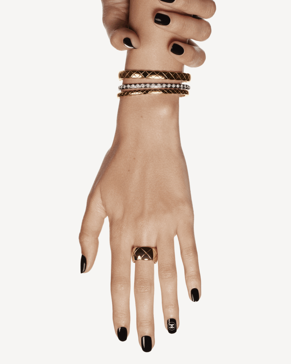 與JENNIE一起邂逅CHANEL