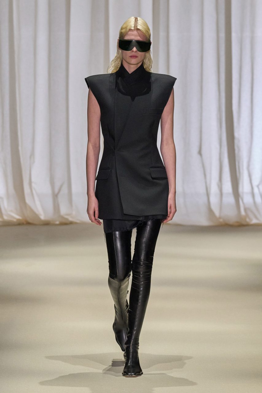 MM6 Maison Margiela打破時裝界性別概念，前衞而不失優雅｜Fall / Winter 2024