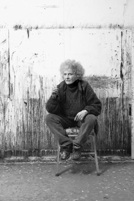 專訪英國藝術家 Maggi Hambling:「黑夜是一個神秘的領域,它結合親密、誘惑、寂靜、神話,夢境與現實共存,既真實又虛幻。」