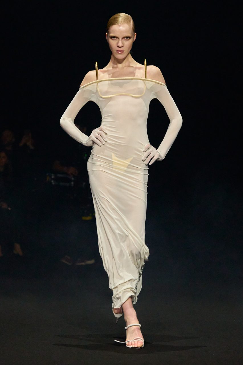 Mugler頌揚不同的身體美態，賦予服裝嶄新內涵｜Fall / Winter 2024