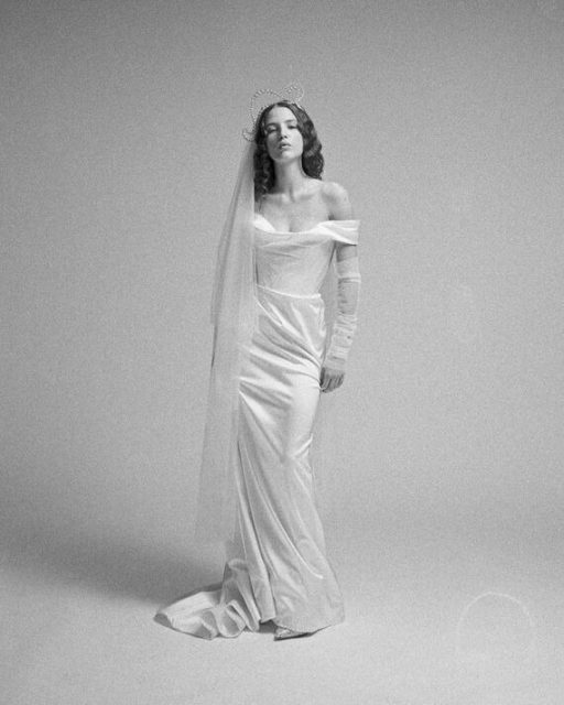 準新娘必看！從訂婚到蜜月旅行，編輯精選 20+ 婚禮禮服設計