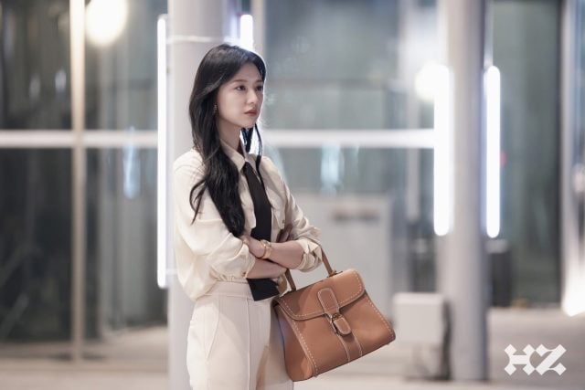 盤點金智媛《淚之女王》手袋!財閥千金都擁有哪些愛牌?
