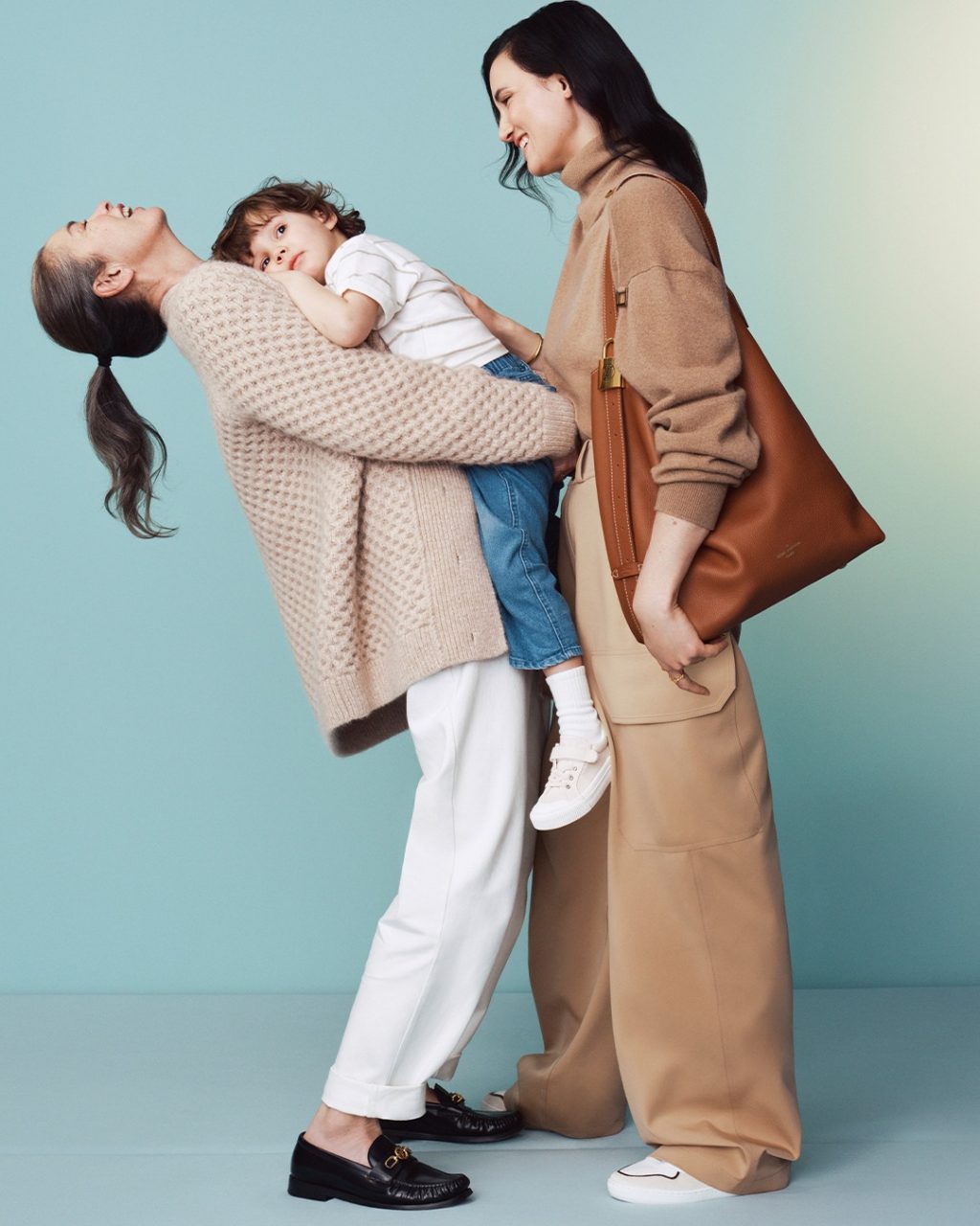 母親節禮物2024｜送給媽媽實用窩心禮物推介：絲巾、手袋、珠寶、酒店下午茶⋯⋯