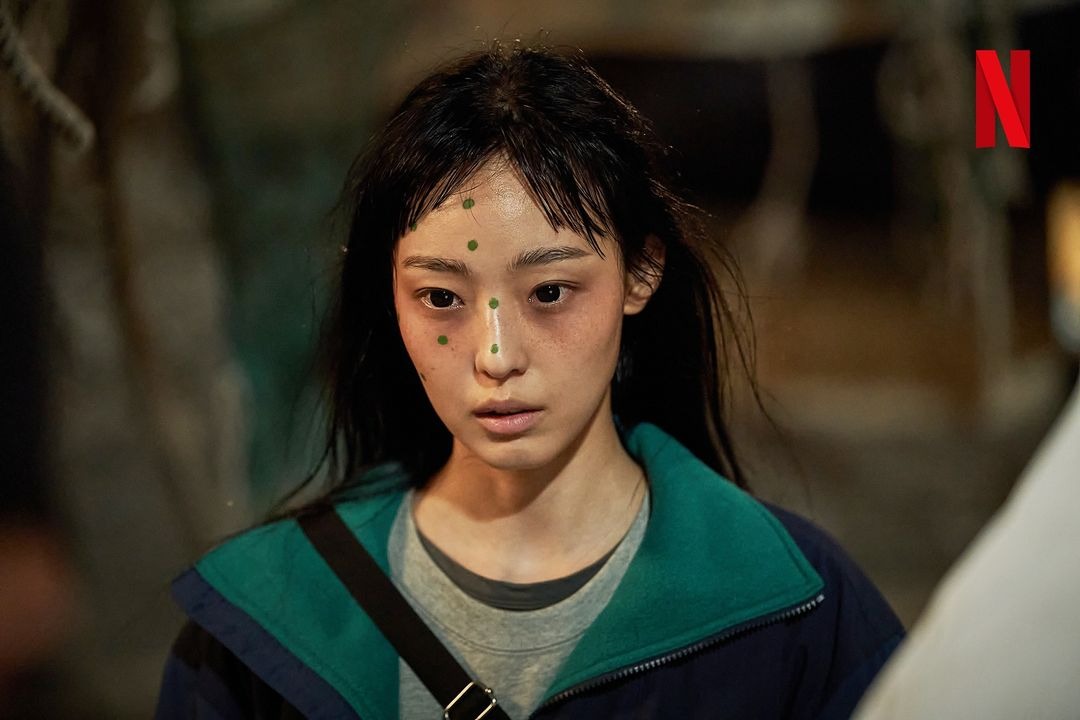 《寄生獸：灰色部隊》全昭霓 4 個精彩角色！與朴炯植飾演銀幕情侶、韓版《七月與安生》⋯⋯