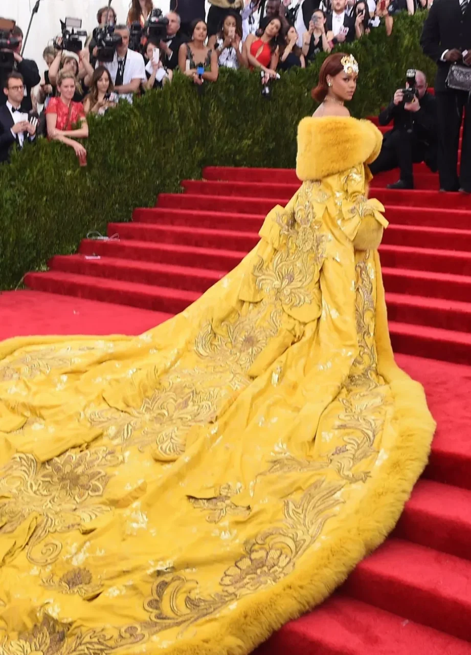 Met Gala 2025｜紅毯史紀錄：歷年最長的裙擺是？