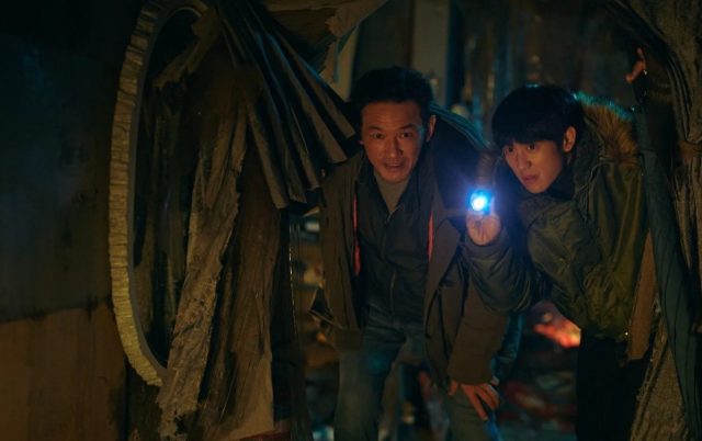 康城影展 2024｜《辣手警探 2》於康城首映！丁海寅、黃晸玟飾演刑警師徒追捕連續殺人犯安普賢？