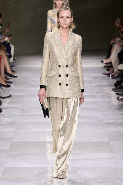 Armani Privè 如珍珠溫潤優雅的女性魅力|Fall 2024 Couture