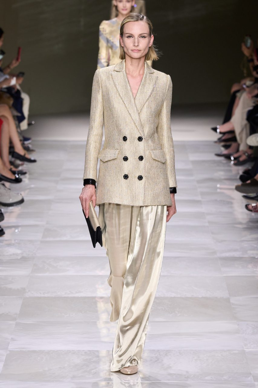 Armani Privè 如珍珠溫潤優雅的女性魅力|Fall 2024 Couture