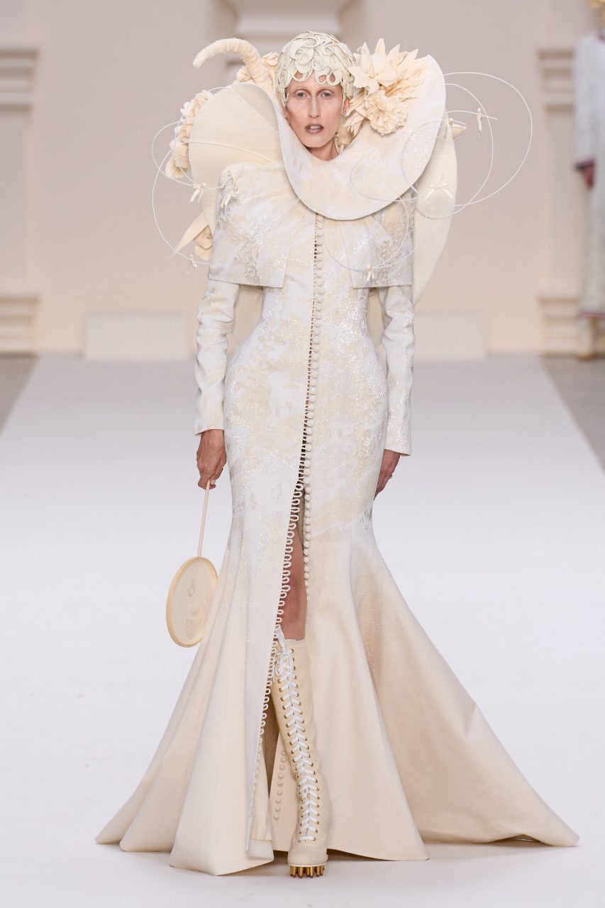 Thom Browne將棉布搬上天橋，探索高級時裝的可能性 ｜Fall/Winter 2024 Couture