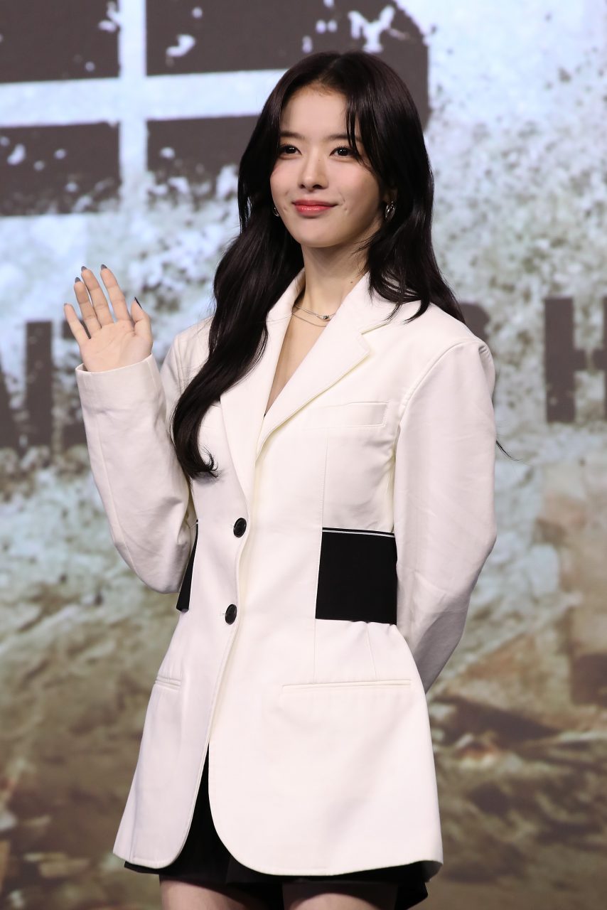 《名校的階梯》盧正義的 5 件事！稱李到晛為爸爸、曾向大熊貓福寶投履歷、高中組羽毛球社參加市賽⋯⋯