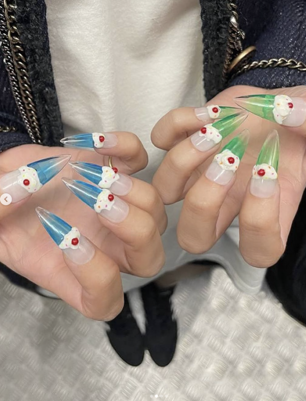 今個夏天就弄這款美甲吧！Jennie親自示範韓國大熱「雪糕美甲」