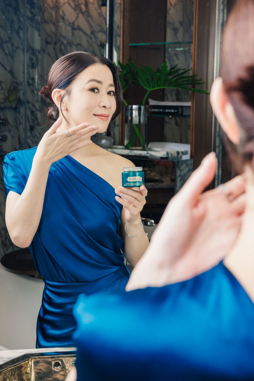 與佘詩曼大談她的凍齡秘訣和養膚心得 感受 La Mer 全新精華修復晚霜