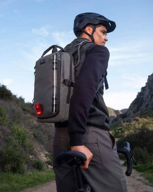 出行必備｜男士旅行用品推薦：Tumi、Rimowa······