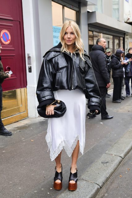 「波希米亞風」不只適用夏季!7個方法讓你在 2024 秋冬打造最完美的 Boho 風格造型⋯⋯