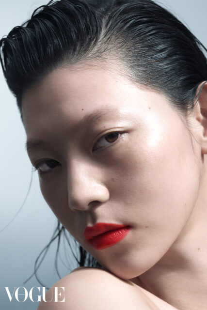 2024秋冬彩妝趨勢|Boyish彩妝風格再度流行 硬朗中散發出柔和女性美