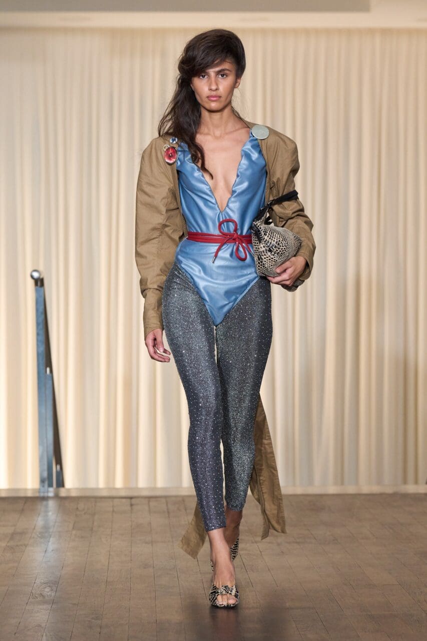 Andreas Kronthaler 於 Vivienne Westwood 致敬強大現代女性，重整品牌邁進新篇章｜Spring / Summer 2025