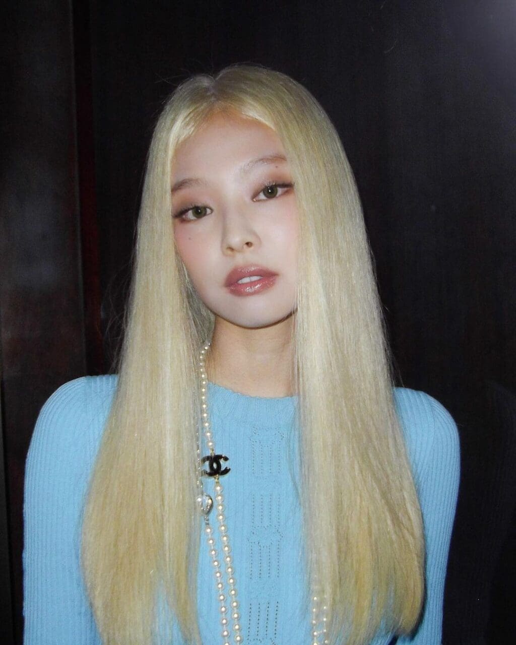 Jennie Talks Going Blonde, What She’s Collecting, And The Inspiration Behind Her New Single