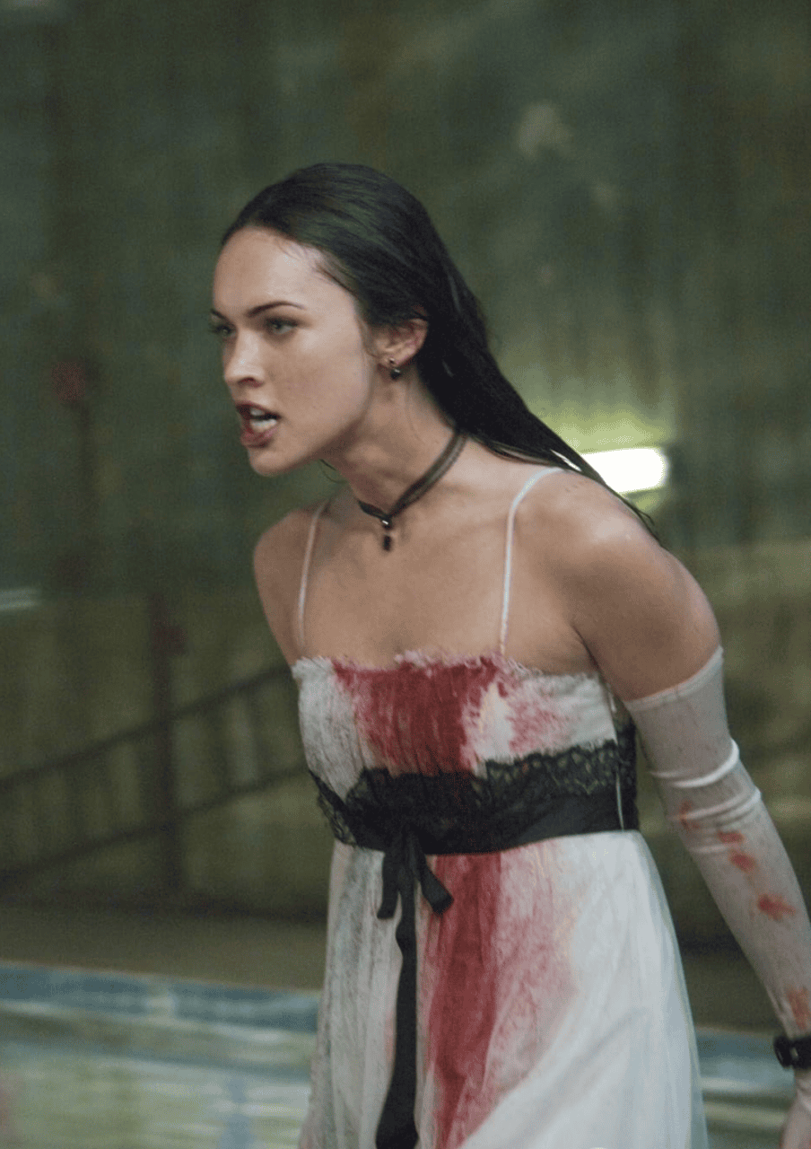 7 Halloween Costumes That Are Easy To Pull Off, Hard To Forget