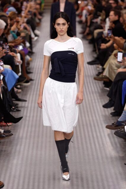 Lyst 2024 第三季排行出爐:Miu Miu 重返最熱門品牌首位!Alaïa 的漁網芭蕾舞鞋繼續熱賣⋯⋯?