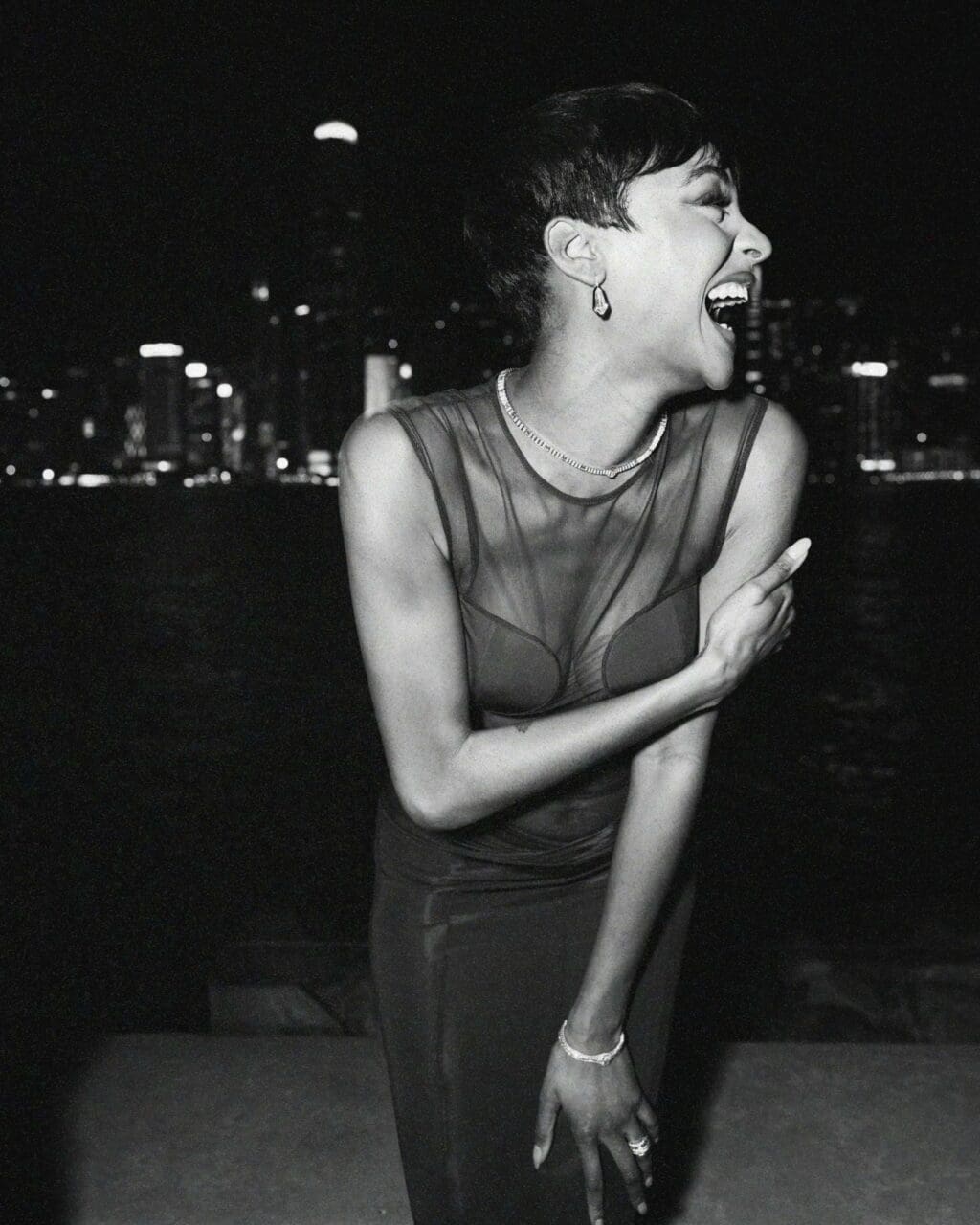 周大福珠寶閃耀「Vogue Loves Hong Kong」活動!Jourdan Dunn、谷愛凌等名人示範時尚鑽石珠寶配搭