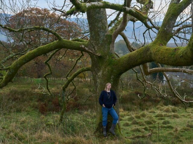 Sarah Burton談及她的Givenchy願景:「欲向前行,必先回歸本源」