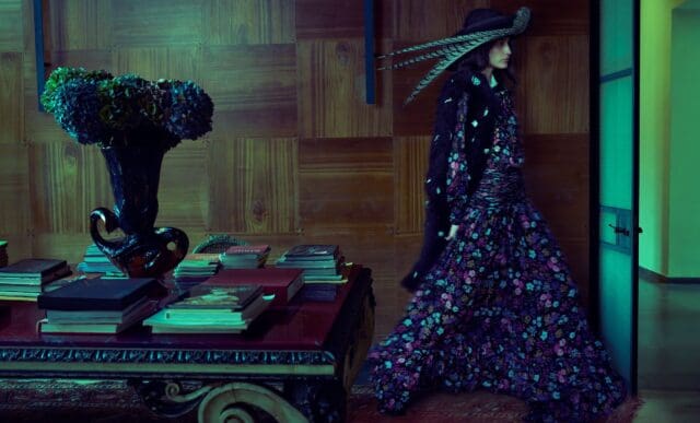 深度專訪 Valentino 創意總監 Alessandro Michele 的品牌新願景：「看起來老舊又過時的東西，才是最棒的。」