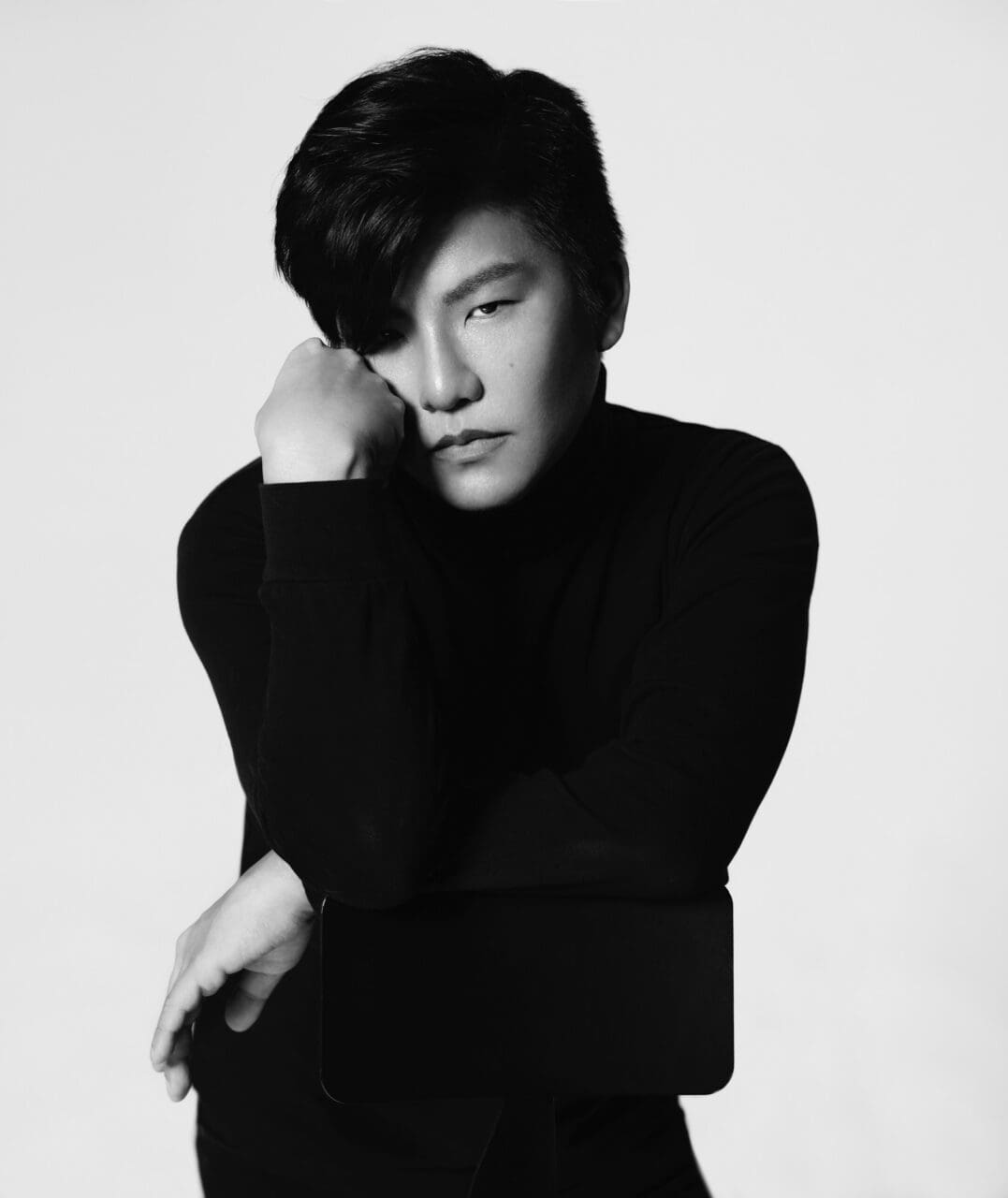 6 Senses 之視覺篇｜專訪時裝攝影師Ricky Lo：「風格感是個人經歷和對世界回應的體現」