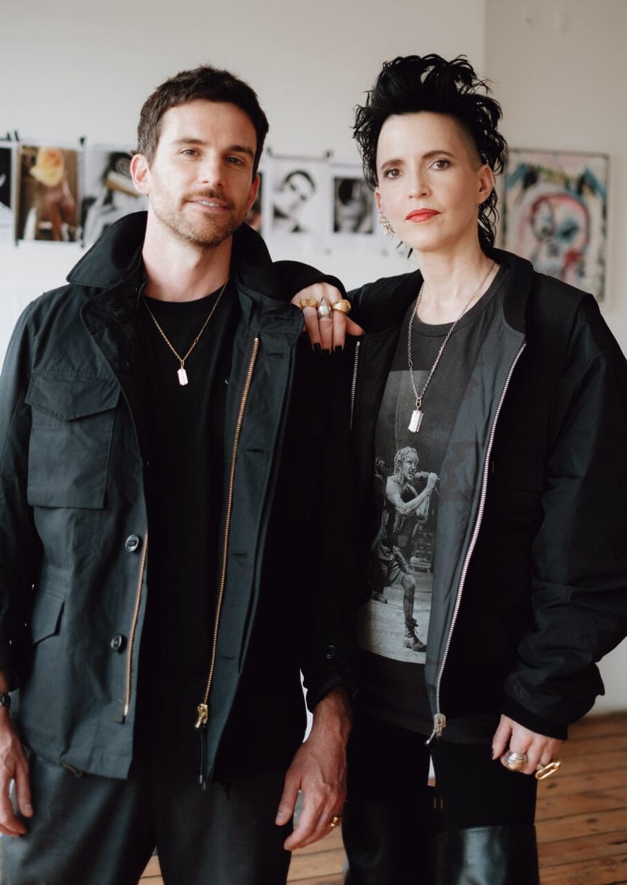 Coldplay低音結他手Guy Berryman與Hannah Martin推出聯乘珠寶系列，音樂以外訴說生命的脆弱與韌性