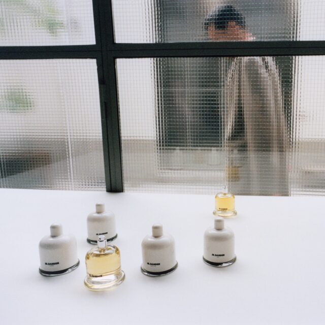 Jil sander推出首個香氛系列 以香氣表達出標誌性的極簡美學