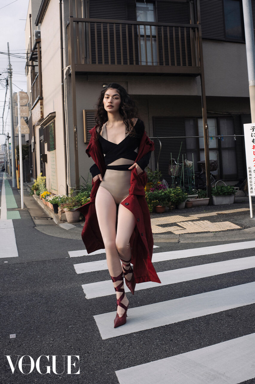 2025 春夏時尚趨勢：芭蕾舞鞋大熱，化身日常穿搭的主角